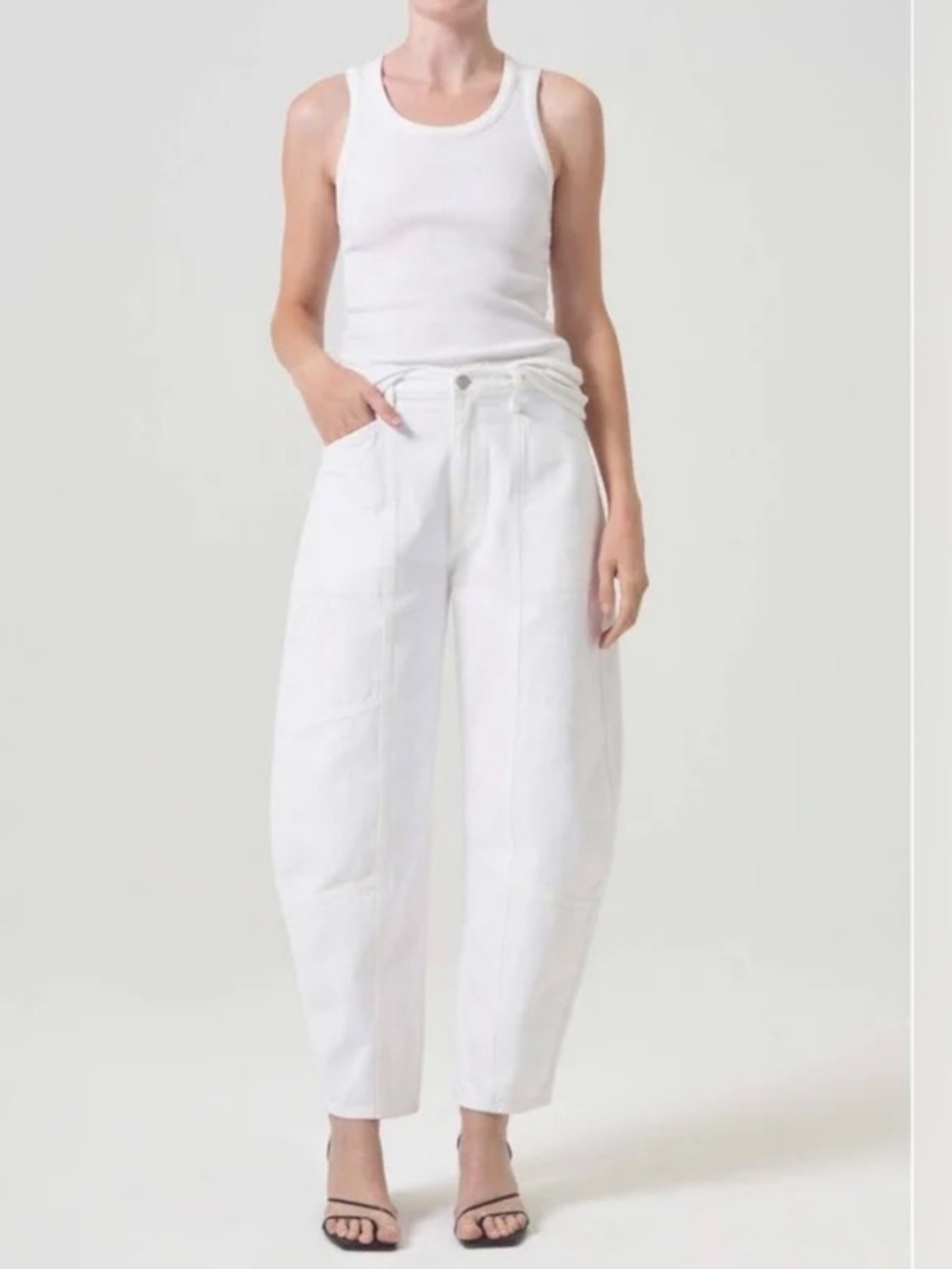 Agolde Mara Barrel Jean in Milkshake